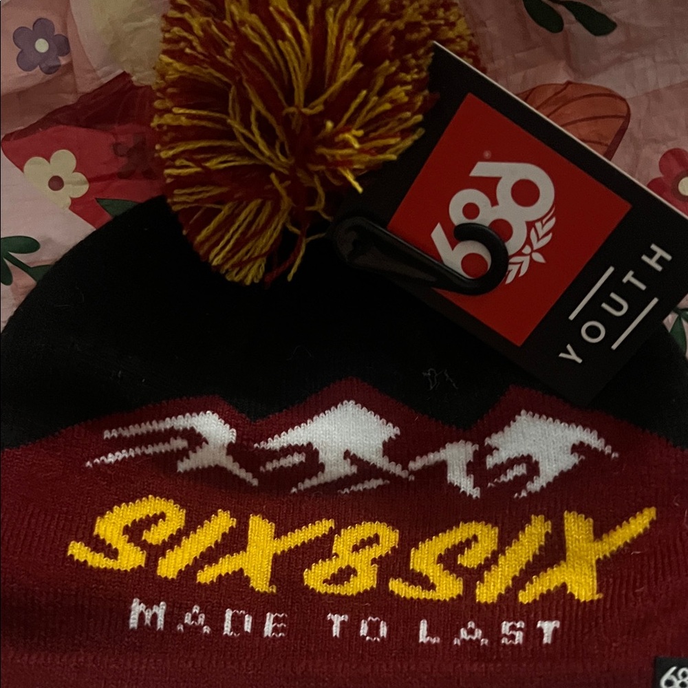 New 686 OXBLOOD Boys Vintage Pom Beanie NWT